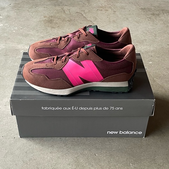New Balance 327 'Rich Earth/Hi-Pink' Maroon Cloth Classic Sneakers 7 Youth/Teen - Picture 2 of 10